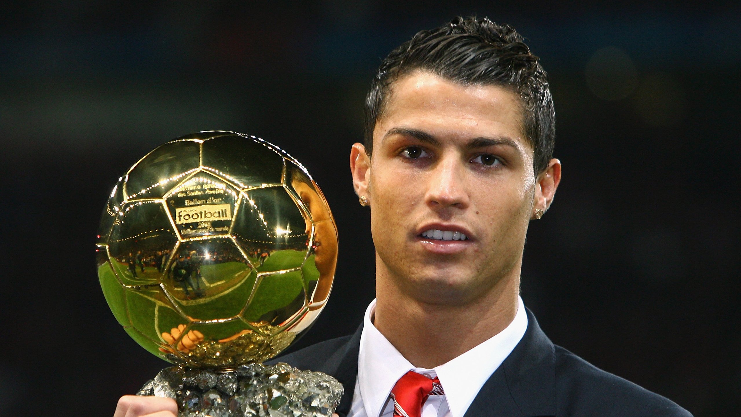 世界杯G组史诗逆转!罗马尼亚2-1沙特,加维天神下凡+门将两连扑救主